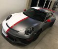 2018-porsche-911-gt3-face-gets-two-faced-wrap-with-awesome-red-details-124613_1.jpg