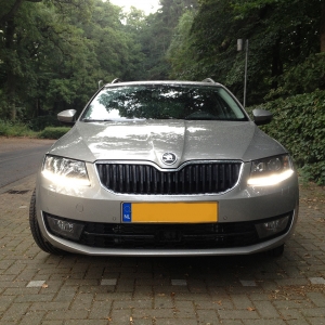 O3C EBL 1.6tdi DSG-7 in cappucino beige