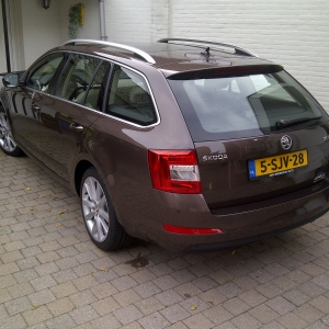 Skoda Octavia 3 1.6 TDI DSG Topaz Brown