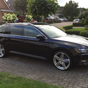S3 op 20" RS6