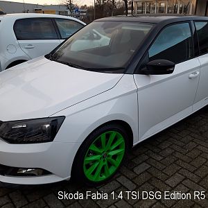 kleur code fabia R5 wrc2  velg  Groen ??