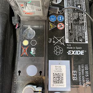 Exide EFB 1S0915105A accu
