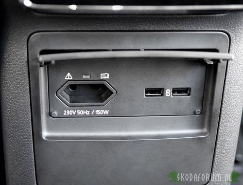 230Volt + USB hub