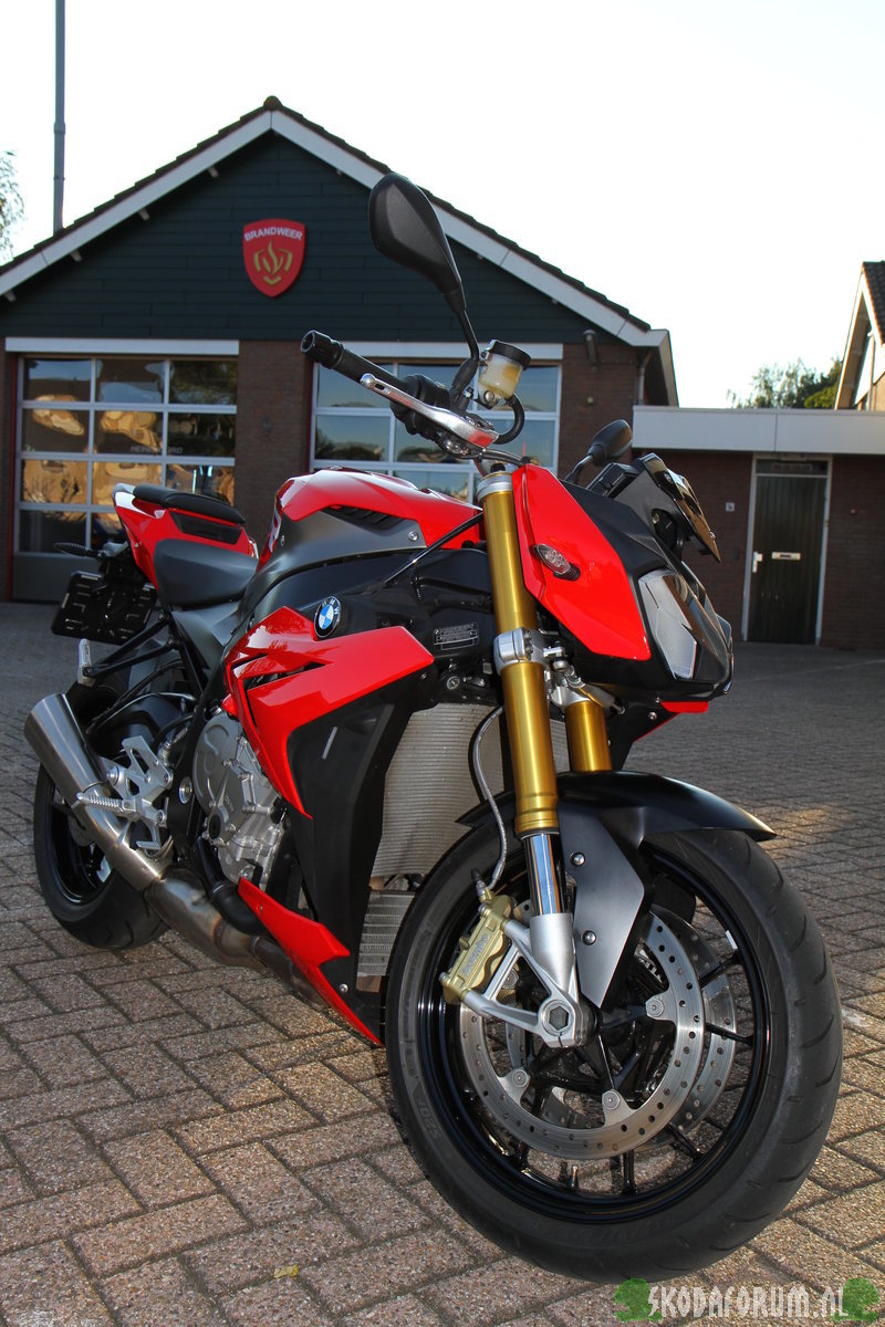 BMW S1000R (2)