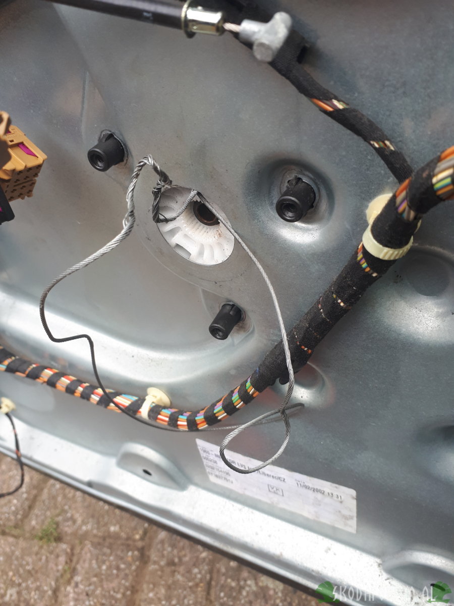 de kapotte bedieningskabel