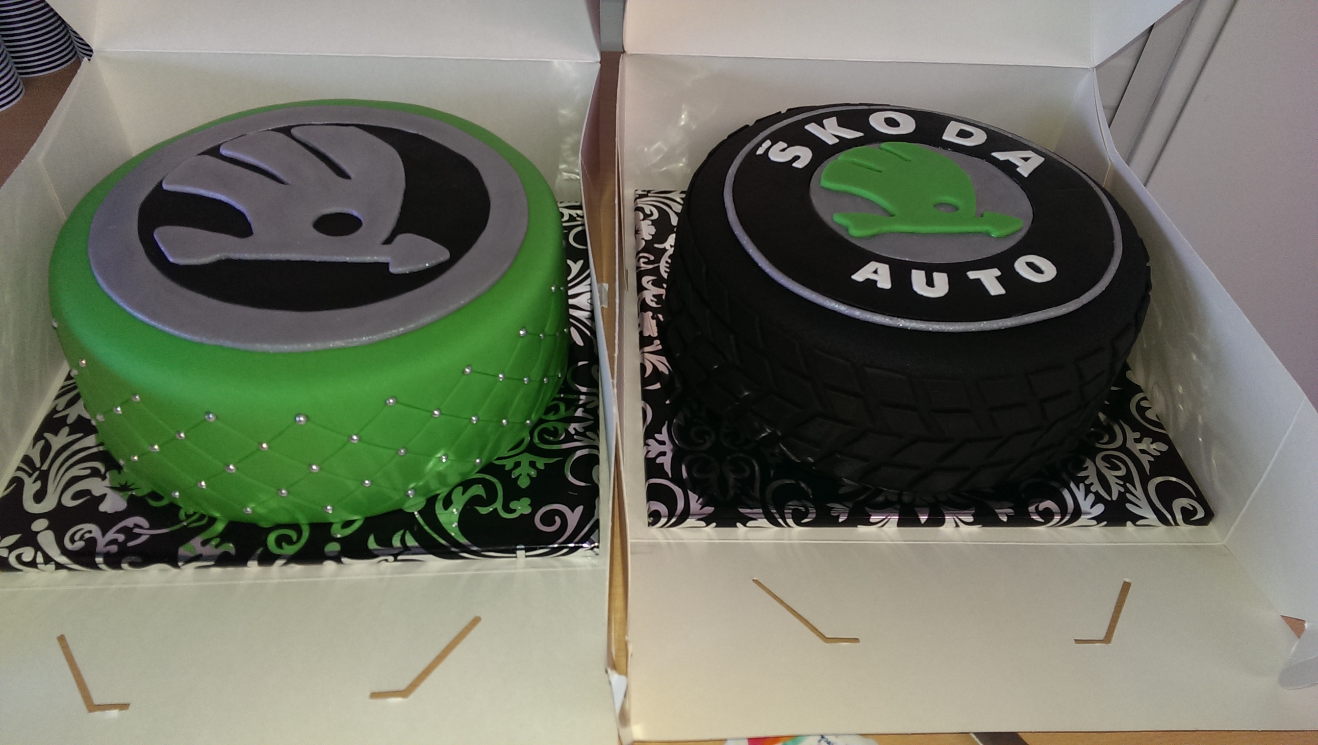 de taarten van de meeting bij TVS