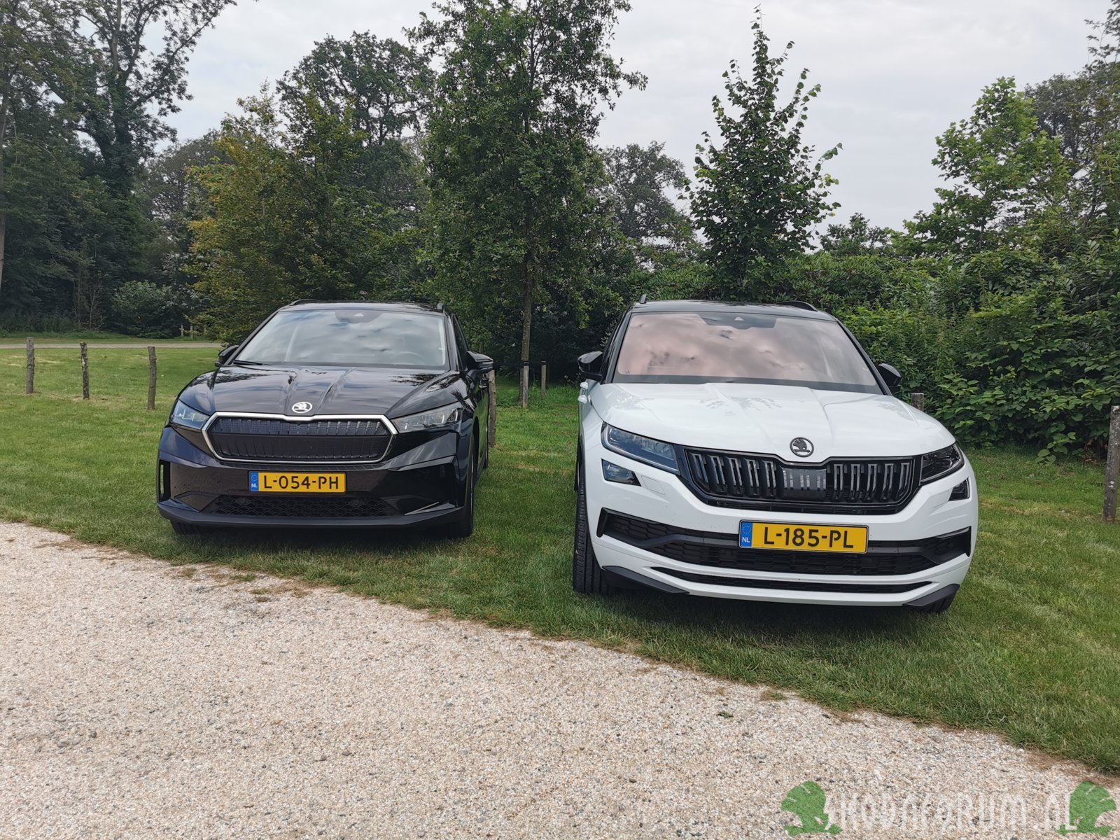 Gebroederlijk naast elkaar