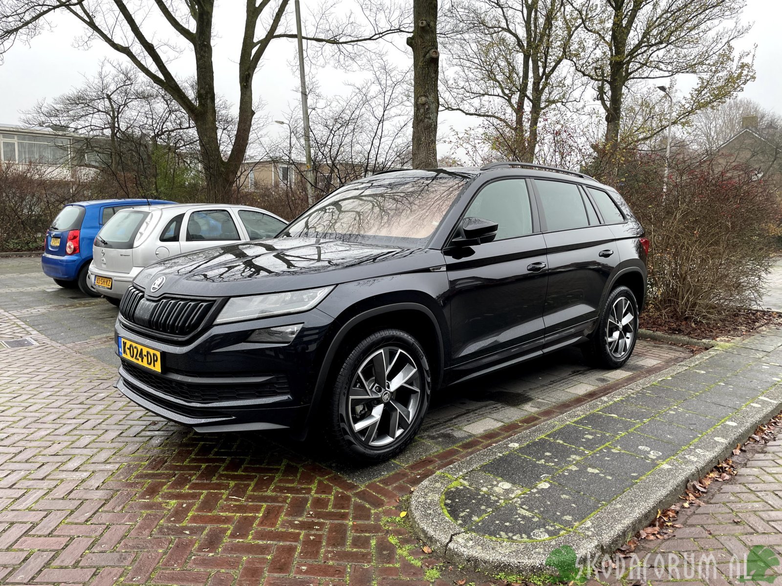 Kodiaq_2021_Crystal_black_voorkant