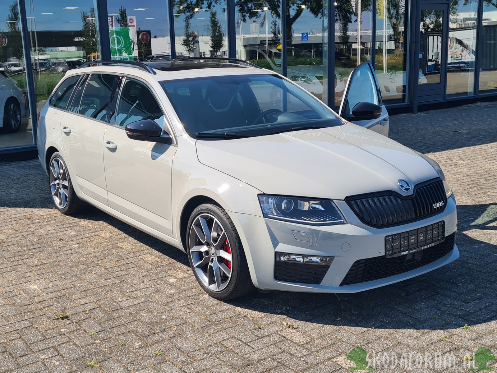 Octavia RS 220 2016