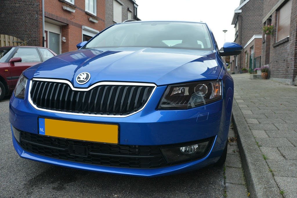 onze nieuwe in Race-Blue