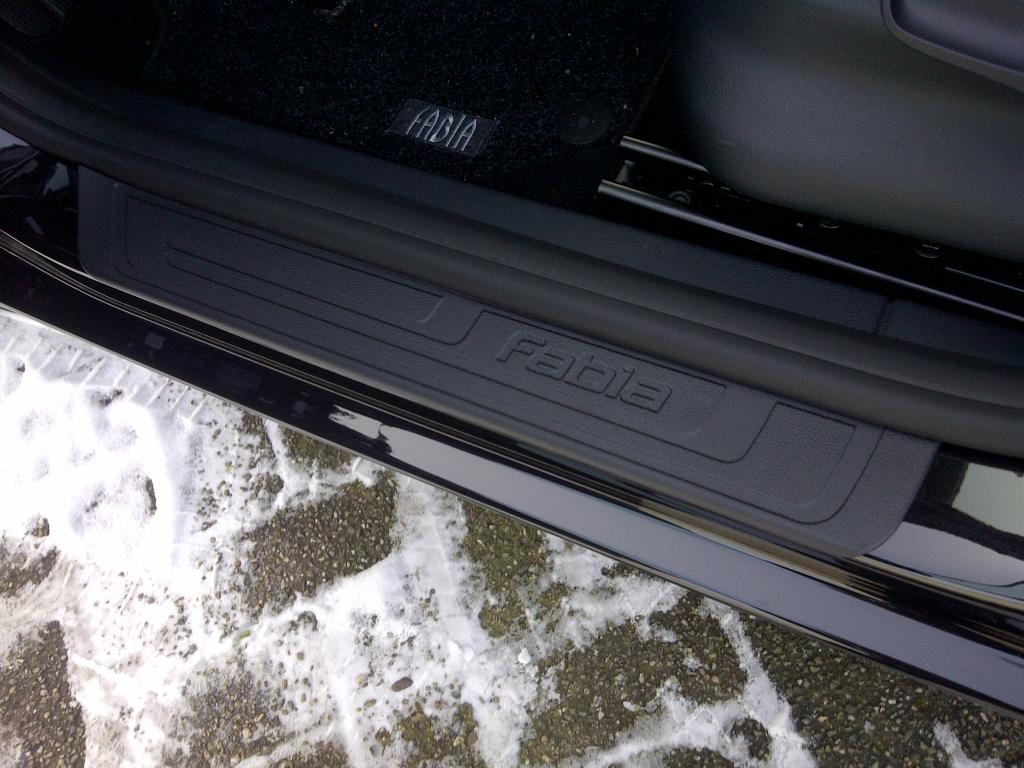 Skoda Fabia II instaplijsten voor