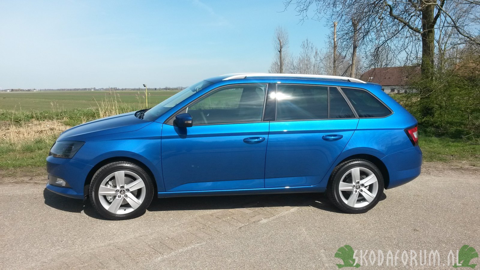 Skoda Fabia III 1.2 TSI DSG Style Business, 16" Rock, Race Blauw