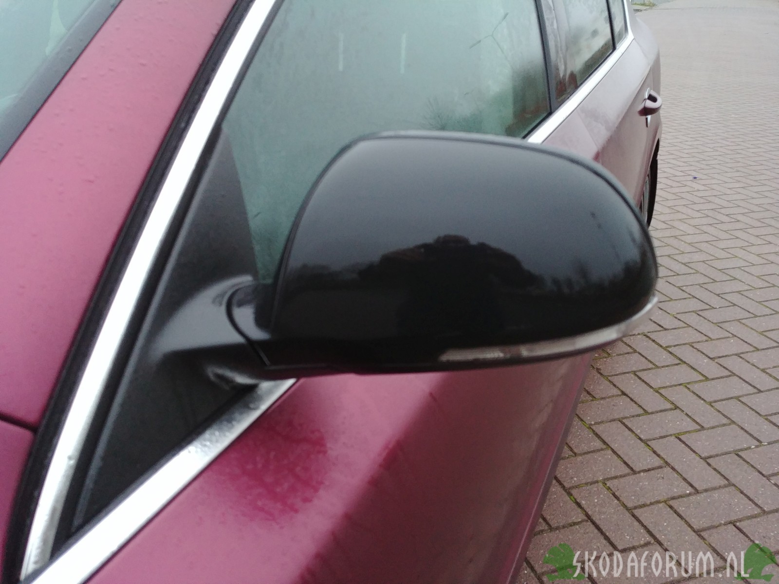 Skoda Superb 2.0 TDI 125kW FlavioX Nebula Red PlastiDip