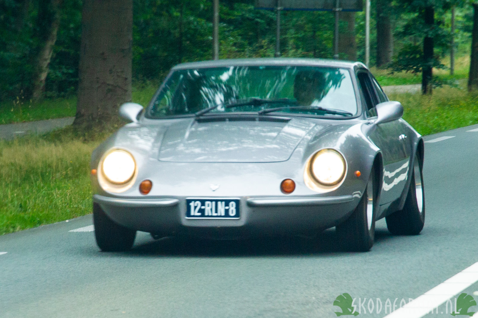 Sportief grijs en laag