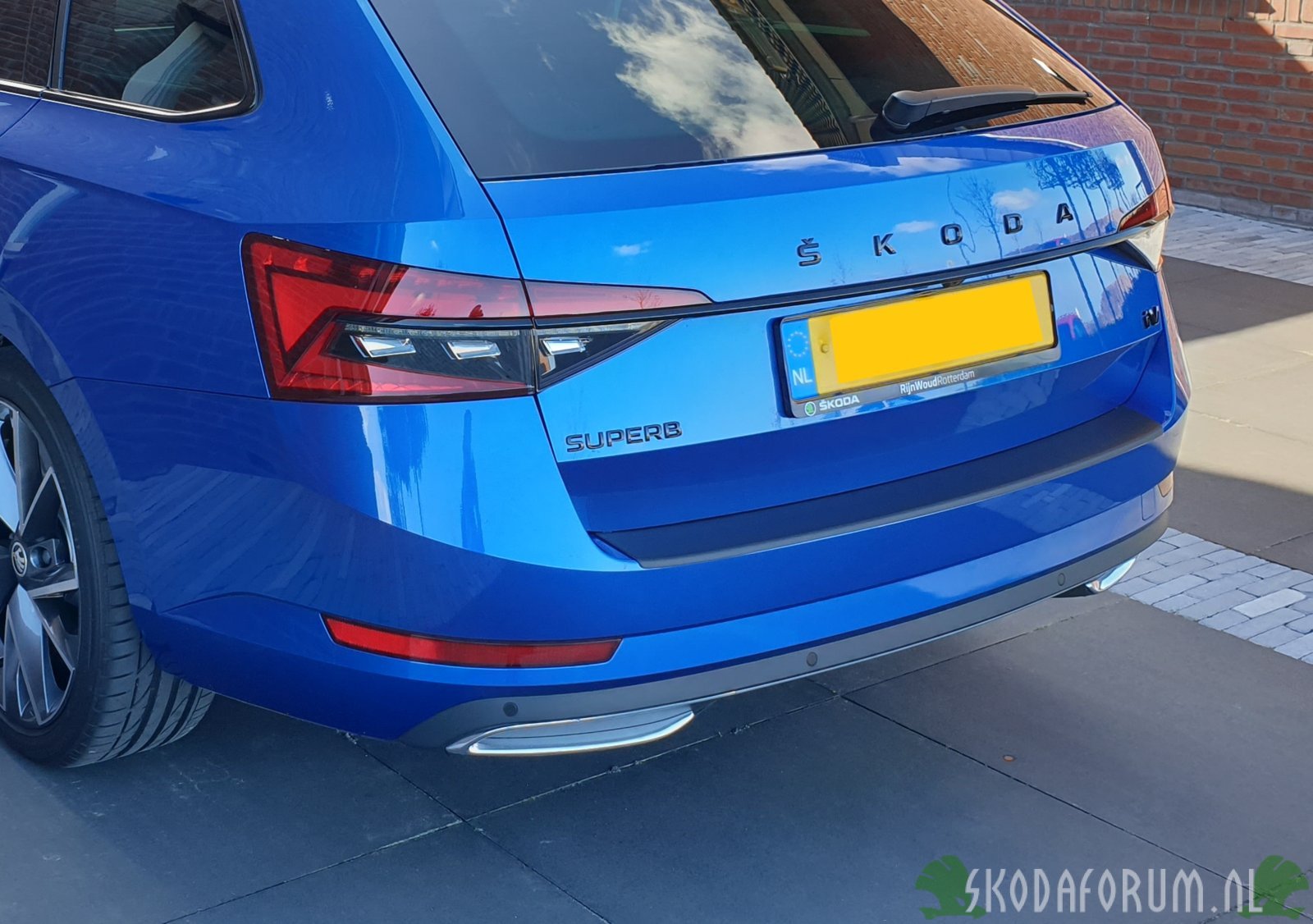 Superb 3 bumper protector