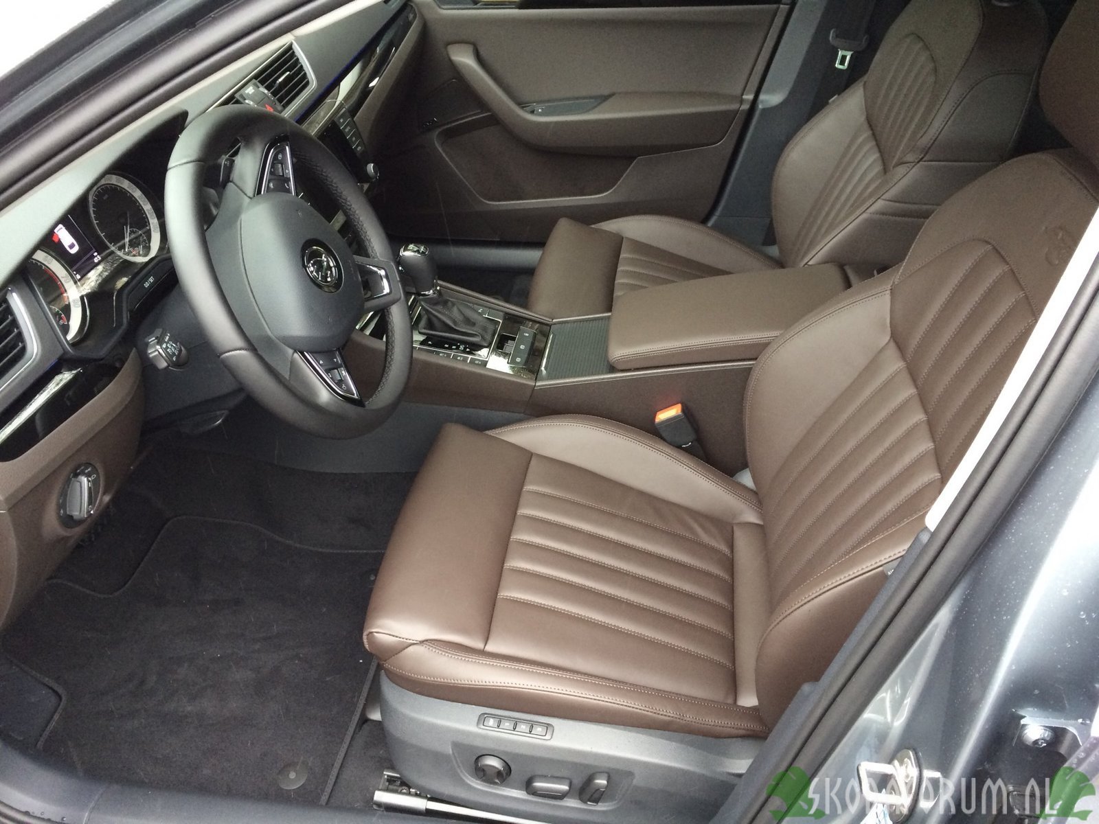 Superb III SkodaCommunity.de