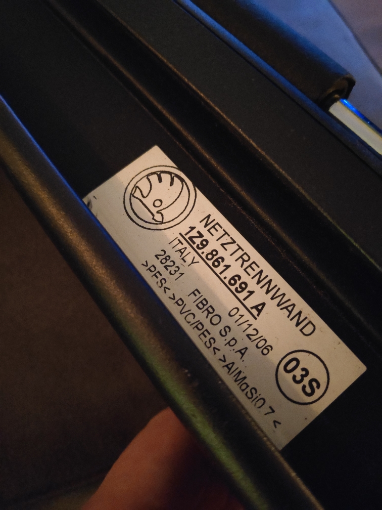 60bb7b384311193c1d248da6187e48a5.jpg