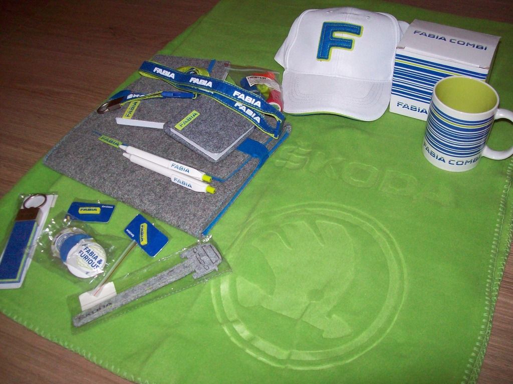 100_1745_zpsftfci3kx.jpg