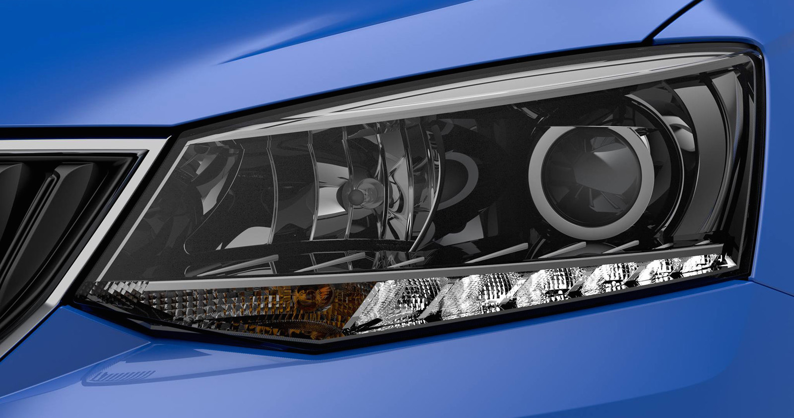 2015-skoda-fabia-headlight.jpg
