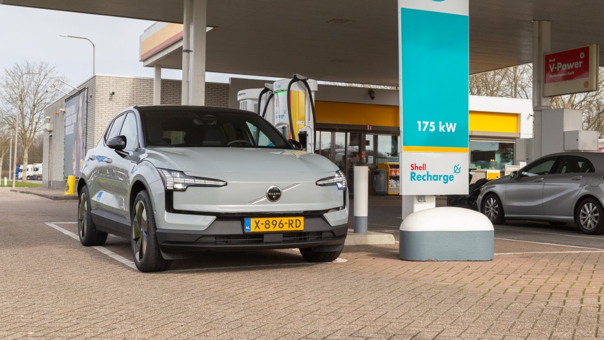 www.autoreview.nl