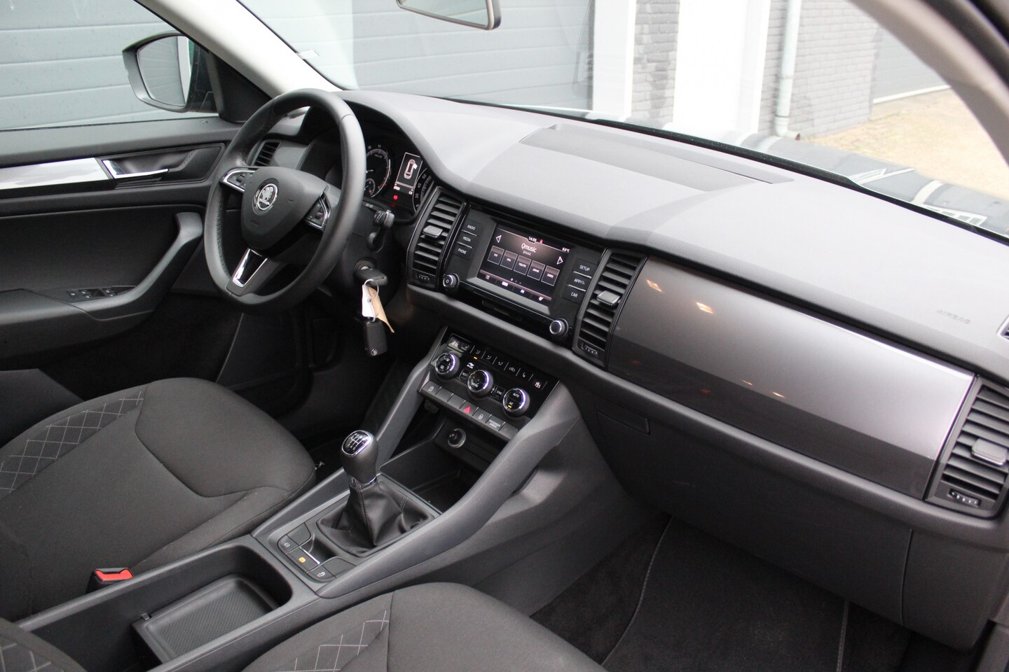 skoda-kodiaq-1-5-tsi-active-1-5-tsi-active.jpg