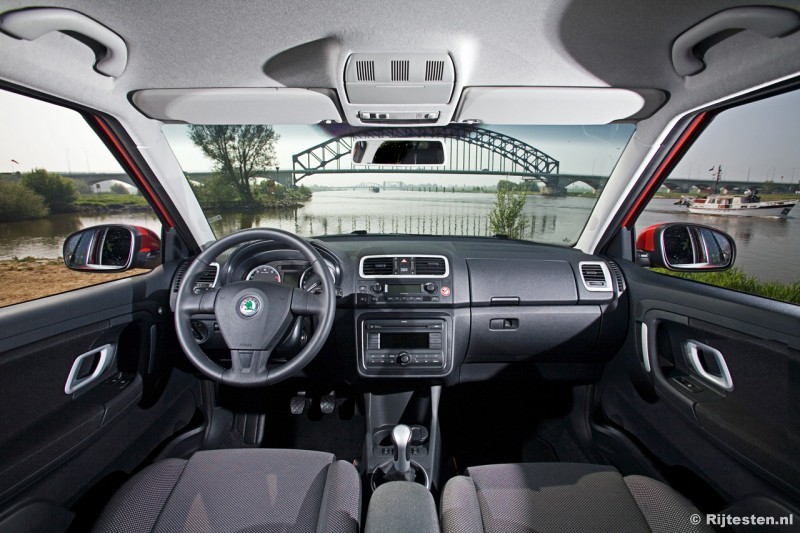 skoda_fabia_13.jpg
