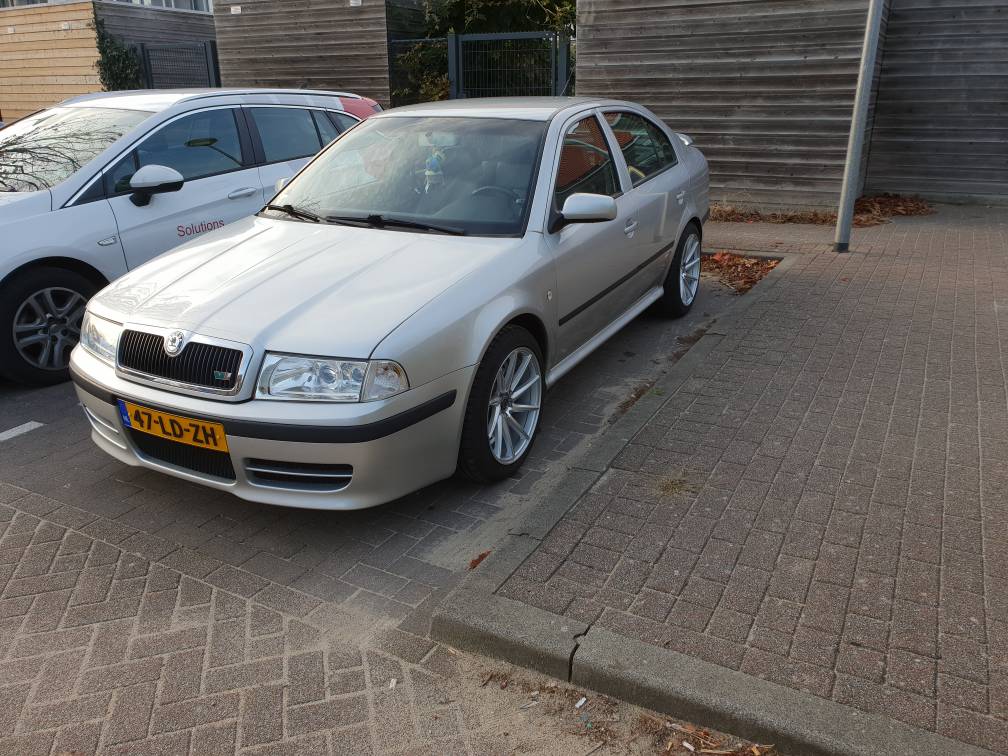 db9edffd0809caf533ddb2f6595bed26.jpg