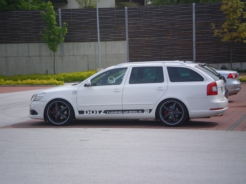 Foto-TZ7RCNEO.jpg