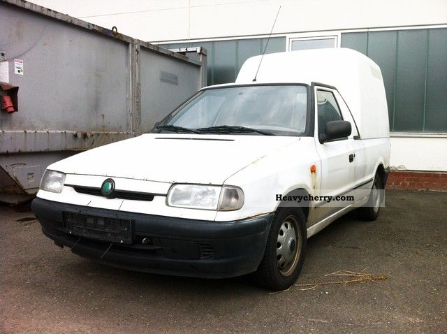 skoda__felicia_pick_up_box_body_1996_1_lgw.jpg