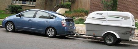 prius_met_aanhanger.jpg