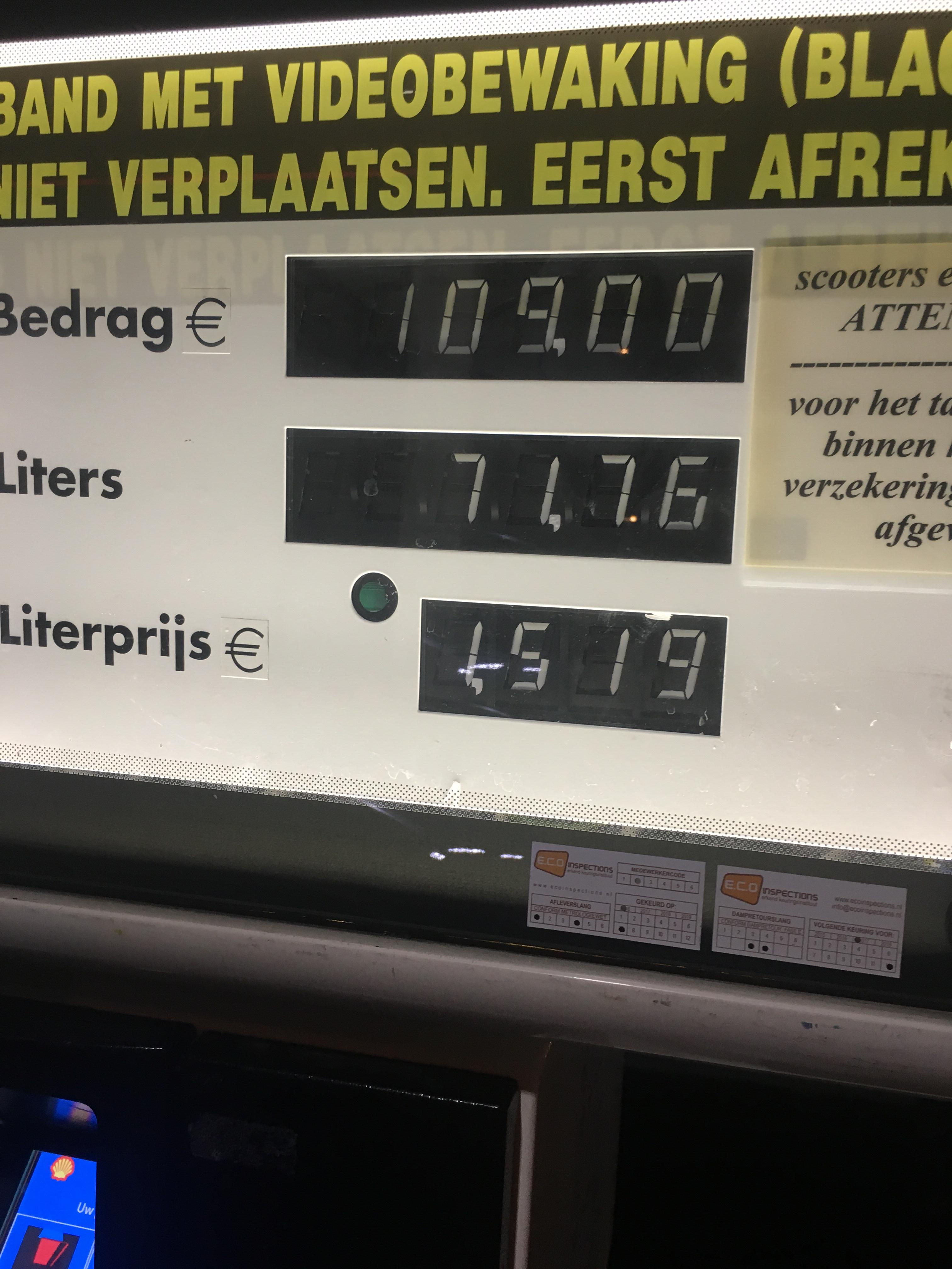 EkEjGDB.jpg