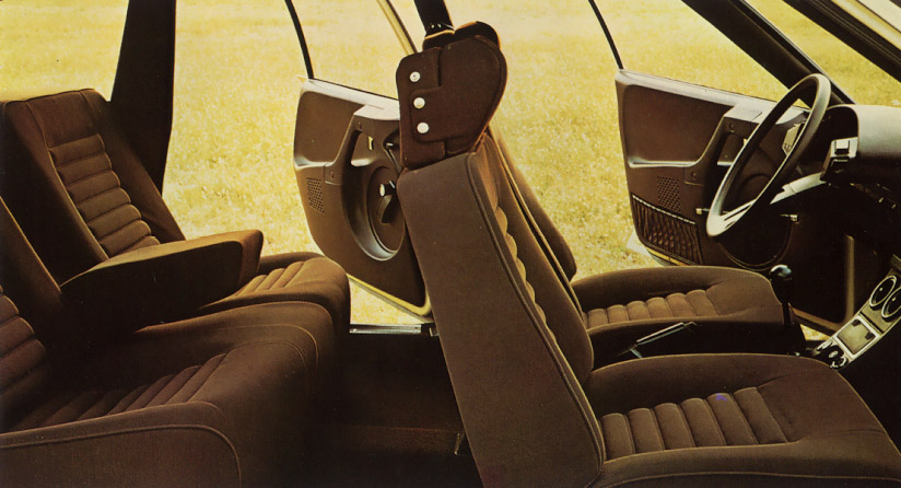 1979_Citroen_CX_int.jpg